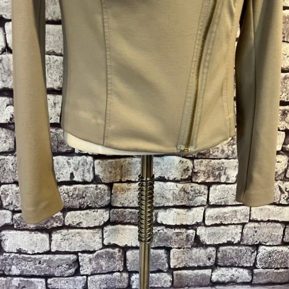 Apt. 9 Taupe Asymmetrical Zip Closure Jacket Size Small - Picture 3 of 8